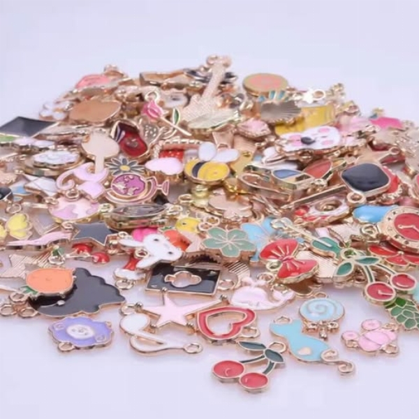 30pcs Gold-Plated and Color - Mixed Pendant